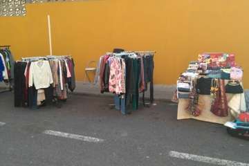  Mercadillo solidario en Las Huesas hasta las 19 horas de este sábado (Foto TA)