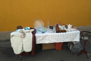  Mercadillo solidario en Las Huesas hasta las 19 horas de este sábado (Foto TA)