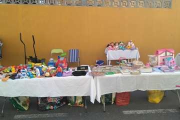  Mercadillo solidario en Las Huesas hasta las 19 horas de este sábado (Foto TA)