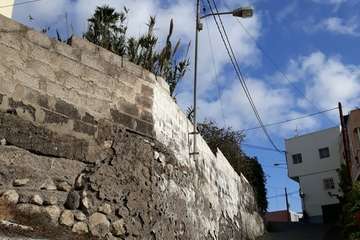 Lomo Blanco pide la revisión urgente de la red eléctrica que suministra al barrio