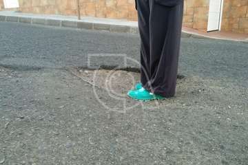  Playa del Hombre clama a los Reyes Magos el rebacheo de una de sus calles (Foto TA)