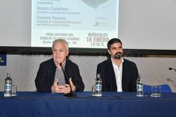 El Patio del Cabildo de Gran Canaria acogió esta tarde noche la proyección del desgarrador documental El naufragio. 30 años de memoria sumergida (Foto TA)