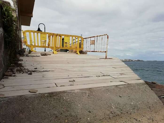 Hay zonas que lleva tiempo acotadas, esperando un arreglo (Foto TA)