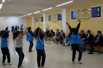 El vicepresidente del Gobierno visita a la comparsa Los Diamantes en Las Remudas (Foto TA)