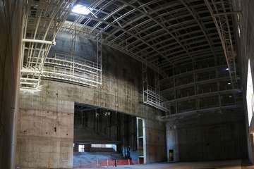 Estado de abandono del inacabado Palacio de la Cultura de Telde (Foto TA y Borja Suárez/C7)