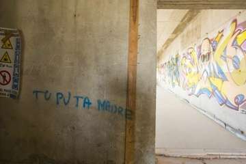 Estado de abandono del inacabado Palacio de la Cultura de Telde (Foto TA y Borja Suárez/C7)