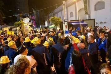 Los Nietos de Sarymánchez vuelve a brillar en el Carnaval capitalino al lograr el segundo premio (Foto TA)