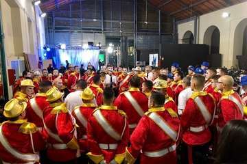 Los Nietos de Sarymánchez vuelve a brillar en el Carnaval capitalino al lograr el segundo premio (Foto TA)
