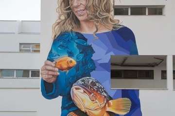 Matas 'sabotea' el exterior de la Gerencia de Jinámar (Foto TA)