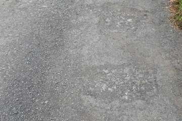 El Cubillo implora por la conexión a la red de saneamiento y el asfaltado de su acceso (Foto TA)