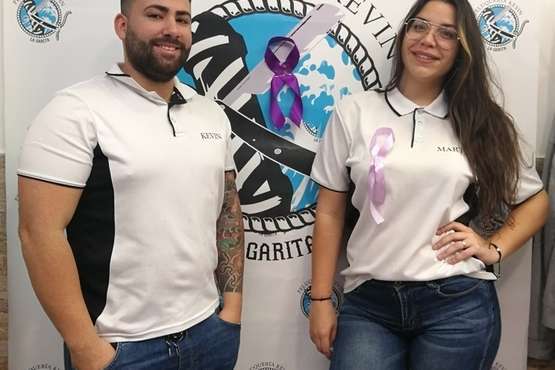  La Sal llena La Garita de lazos morados (Foto TA)