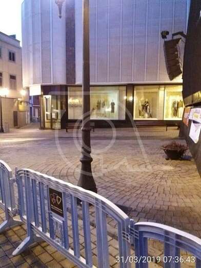 Entorno de la plaza de Los Llanos, completamente limpio (Foto TA)