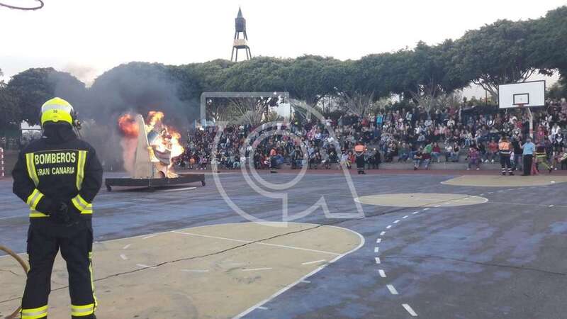 Momento de la quema de la sardina