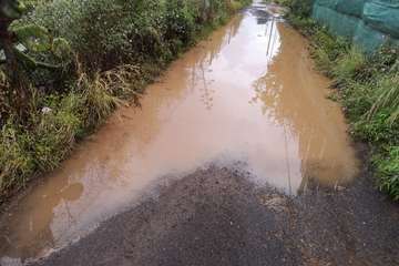 El camino Piletas hace aguas en Montaña Las Palmas (Foto TA)