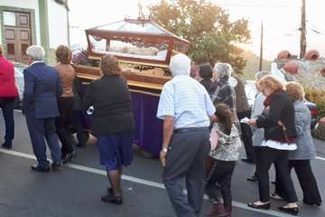  Procesión del Santo Entierro en Lomo Magullo (Foto TA)