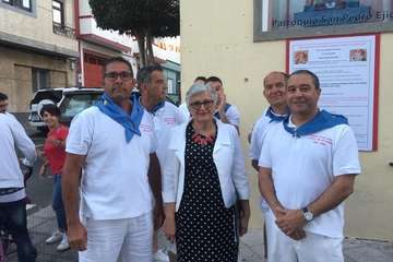 El Ejido inició esta noche sus fiestas patronales en honor de San Pedro y la Virgen del Carmen con el pregón y  varios reconocimientos (Foto TA y TF)