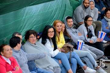El espectáculo de aves exóticas de Paco Plumas se exhibe en La Breña (Foto FJS)