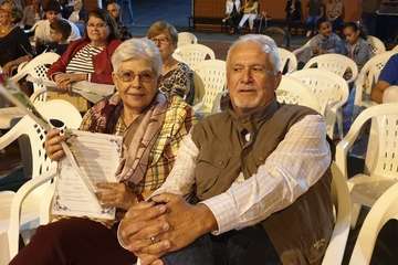 Reconocimiento a las mujeres del barrio de Hornos del Rey (Foto TA)