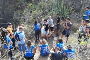 Un grupo de jóvenes que se preparan para ser líderes comunitarios â€˜encantaâ€™ a Los Gofiones (Foto TA)