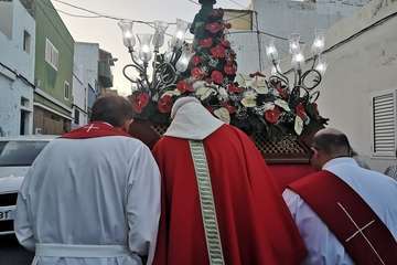 Misa y procesión en Lomo Cementerio por Santiago Apóstol (Foto TA)