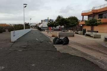 Limpieza de La Garita tras el festival juvenil (Foto TA)