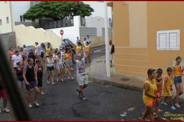Remojón popular en Lomo Cementerio (Foto TF y TA)
