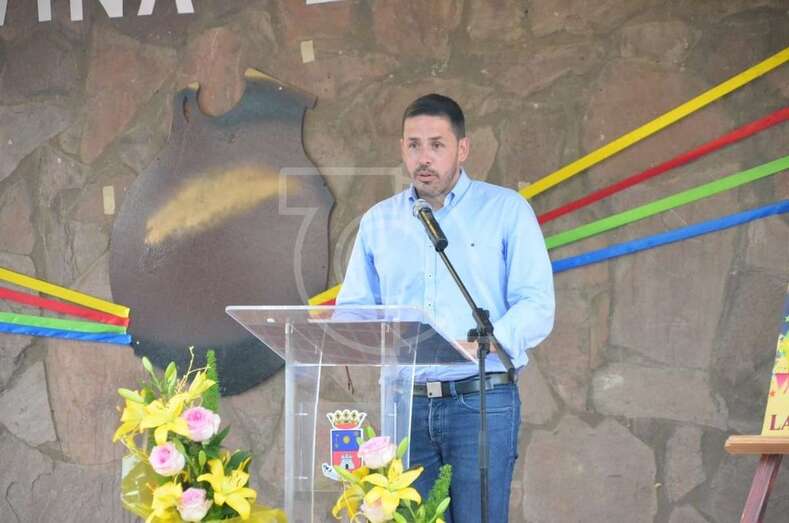 Héctor Suárez, durante el pregón de La Viña días atrás (Foto Francisco Javier Santana)