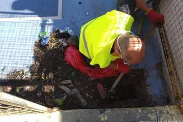 Adecentamiento de la plaza pública de la playa de Ojos de Garza (Foto TA)