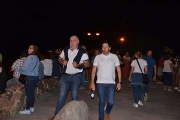 Torrente de luz y sonido en los fuegos de Melenara (Foto TA)