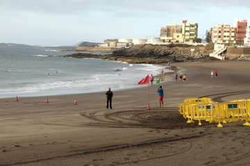 Torrente de luz y sonido en los fuegos de Melenara (Foto TA)