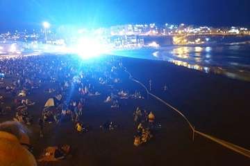 Torrente de luz y sonido en los fuegos de Melenara (Foto TA)