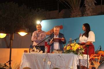 Las fiestas de la playa de Ojos de Garza arrancan con el pregón de Juan Sánchez y el concierto de Charcojondo (Foto TA)