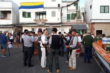 Romería de la playa de Ojos de Garza en honor del Santo Cristo (Foto TF y TA)