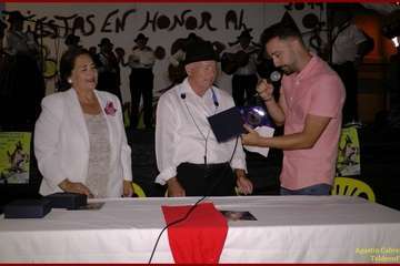 La Garita reconoce a tres vecinos su contribución a la convivencia ciudadana (Foto TF)