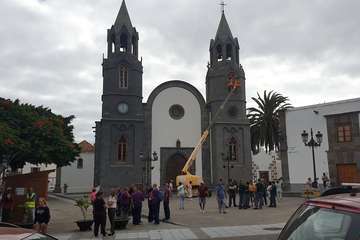 La Basílica de San Juan se acicala para la Bajada del Santo Cristo de Telde (Foto TA)