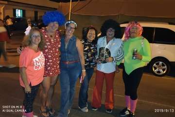 Fiesta de los 80 en la playa de Ojos de Garza (Foto TA)