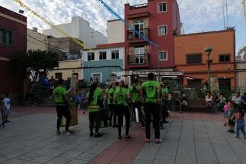 Pasacalles y pregón de las fiestas de Casas Nuevas en honor de San Venancio (Foto TA)