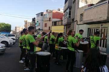 Pasacalles y pregón de las fiestas de Casas Nuevas en honor de San Venancio (Foto TA)