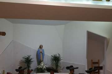 Pasacalles y pregón de las fiestas de Casas Nuevas en honor de San Venancio (Foto TA)