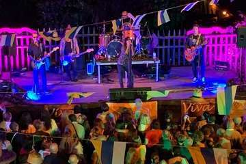 Concierto Los Lolas en el núcleo histórico de San Francisco de Telde (Foto TA)