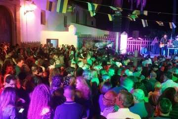 Concierto Los Lolas en el núcleo histórico de San Francisco de Telde (Foto TA)