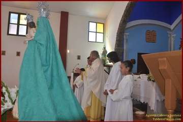 Cazadores procesiona a sus patronos (Foto TF)