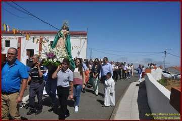Cazadores procesiona a sus patronos (Foto TF)