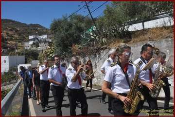 Cazadores procesiona a sus patronos (Foto TF)