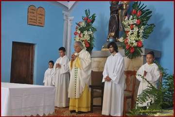 Cazadores procesiona a sus patronos (Foto TF)