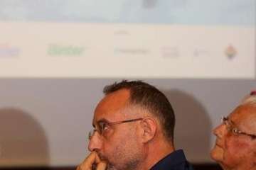  Las crónicas cotidianas de José Naranjo ganan el I Premio Saliou Traoré (Foto TA y EFE)