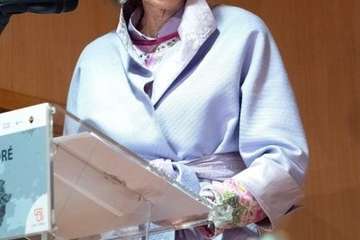  Las crónicas cotidianas de José Naranjo ganan el I Premio Saliou Traoré (Foto TA y EFE)