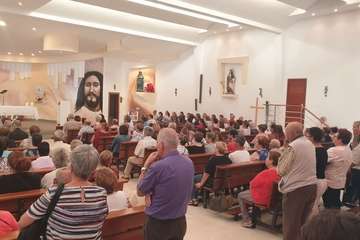  Telde cumple con la tradición de llevar flores a sus difuntos (Foto TA)