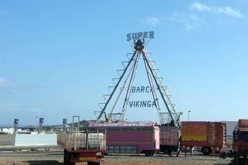 Atracciones instaladas en el sector Picachos de Los Llanos (Foto Jesús Ruiz Mesa)