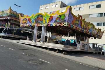 Atracciones instaladas en el sector Picachos de Los Llanos (Foto Jesús Ruiz Mesa)